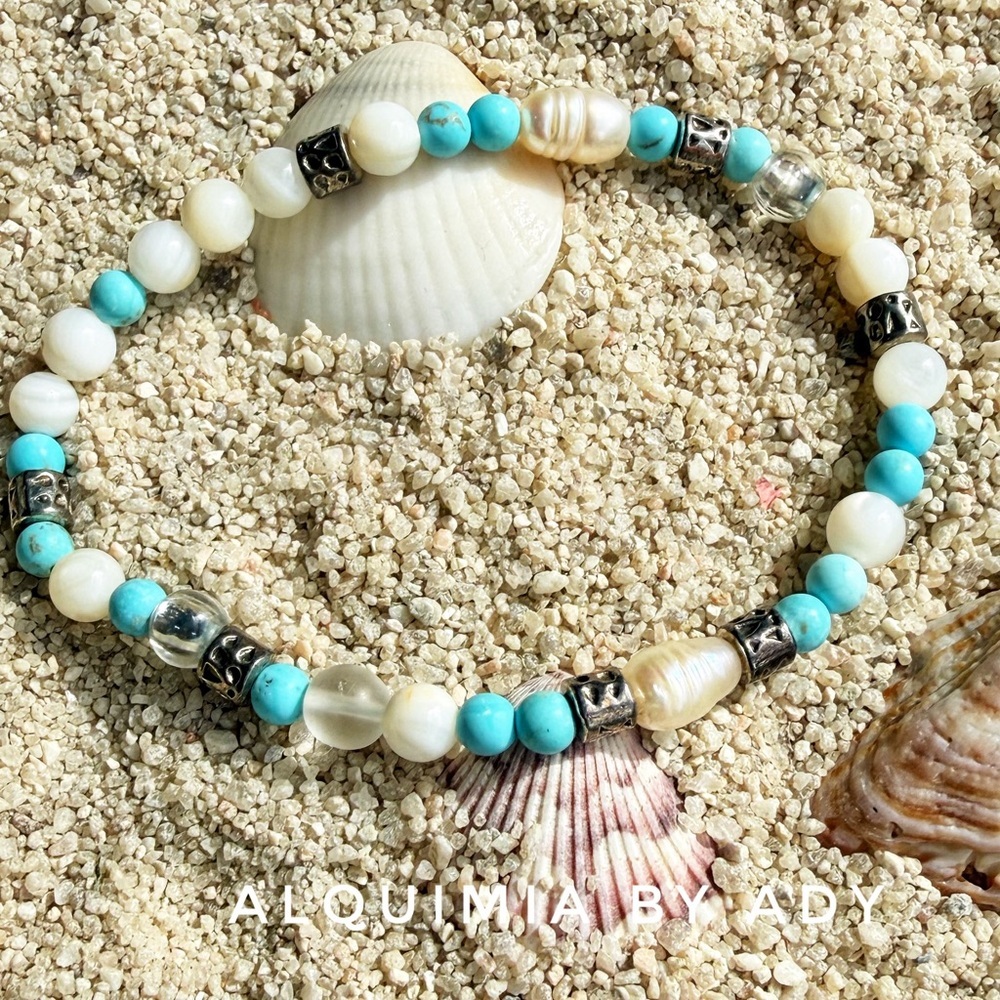 AGATE + FRESHWATER PEARL +Turquoise and Gold Bracelet